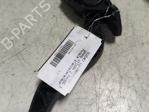 Used Pedal SUZUKI GRAND VITARA II (JT, TE, TD) 1.9 DDiS All-wheel Drive (JT419, TD44, JB419WD, JB419XD,... (129 hp) 24526611