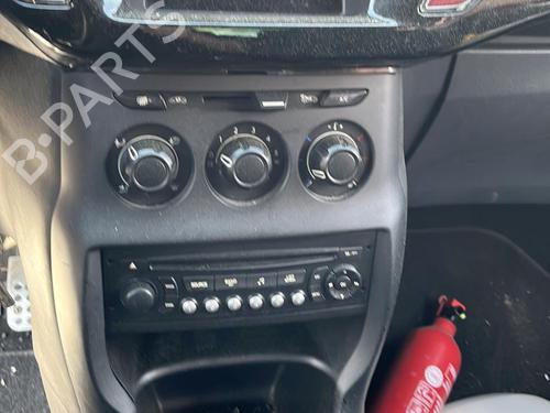 Brugte CITROËN DS3 (SA_) 1.4 VTi 95 2023993