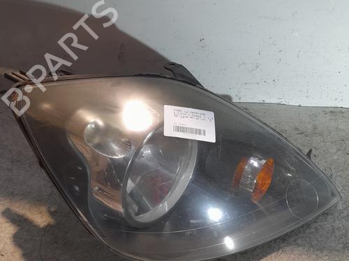 Right headlight FORD FIESTA V (JH_, JD_) 1.4 TDCi | BP22789415C29 