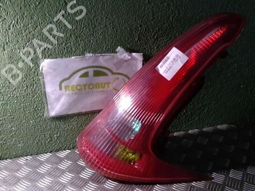 Farolim direito Farolim direito PEUGEOT 206 SW (2E/K) 1.4 HDi (68 hp) 21724804 21724804