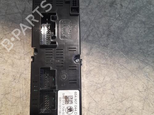 Used Climate control Climate control SKODA SCALA (NW1) 1.6 TDI (116 hp) 22518405 22518405
