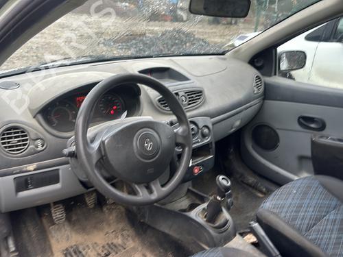 Gebruikte RENAULT CLIO III (BR0/1, CR0/1) 1.5 dCi (BR17, CR17) (86 hp) 4372612 Onderdelen