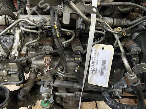 Used Engine Engine TOYOTA YARIS (_P9_) 1.4 D-4D (NLP90_, NLP90R) (90 hp) 21701177 21701177
