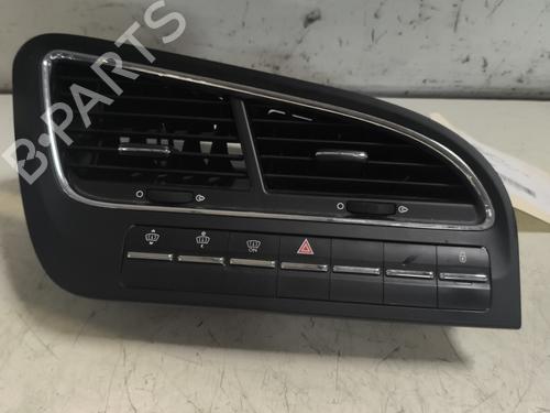 Used Air vent PEUGEOT 5008 (0U_, 0E_) 1.6 HDi (112 hp) 24983769