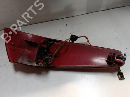 right-taillight-peugeot-607-9d-9u-2000-25274556 main image