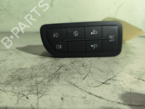 Used Headlight switch ALFA ROMEO MITO (955_) 1.4 (955.AXB1B, 955.AXU1A) (78 hp) 26178252