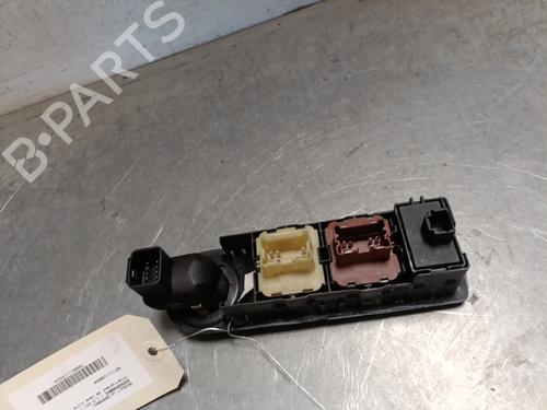 Left front window switch RENAULT CLIO IV (BH_) 1.5 dCi 75 | BP29081142I27