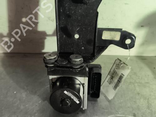 Pompe ABS RENAULT TWINGO II (CN0_) 1.5 dCi 75 (75 hp) 29538054