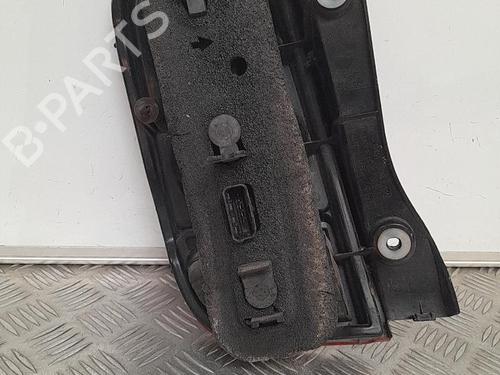Used Right taillight NISSAN MICRA III (K12) 1.2 16V (65 hp) 21695941