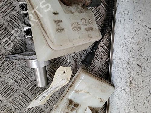 Used Brake master cylinder CITROËN BERLINGO MULTISPACE (B9) 1.6 HDi 90 (90 hp) 21695121