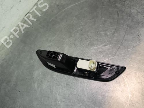 Used Right rear window switch Right rear window switch PEUGEOT 208 II (UB_, UP_, UW_, UJ_) 1.2 PureTech 75 (75 hp) 30553283 30553283