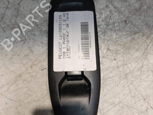 Used Right front window switch Right front window switch PEUGEOT 208 I (CA_, CC_) 1.6 HDi (114 hp) 21709418 21709418