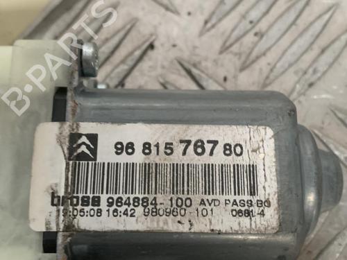 Used Left front window motor Left front window motor 21696018 21696018