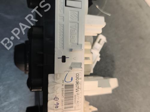 Climate control RENAULT CLIO III (BR0/1, CR0/1) 1.2 16V Hi-Flex (BR1U, CR1U) | BP29733651I5