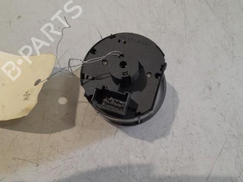 Used Headlight switch Headlight switch VW GOLF VI (5K1) 1.4 (80 hp) 22034120 22034120