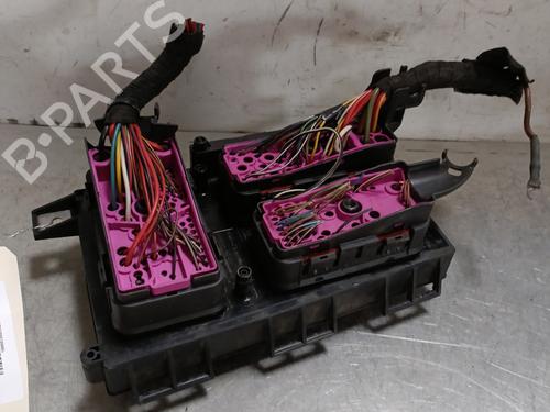 Fuse box OPEL ASTRA H GTC (A04) 1.7 CDTI (L08) | BP28165068E1 