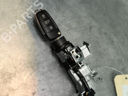 Clé de contact AUDI A3 Sportback (8PA) 1.4 TFSI (125 hp) 32995776