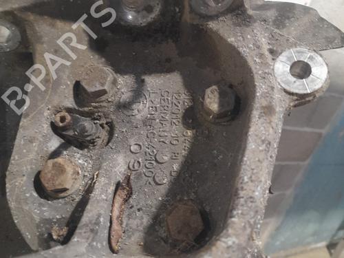 Used Left front steering knuckle BMW 3 (E90) 318 d (143 hp) 22691387