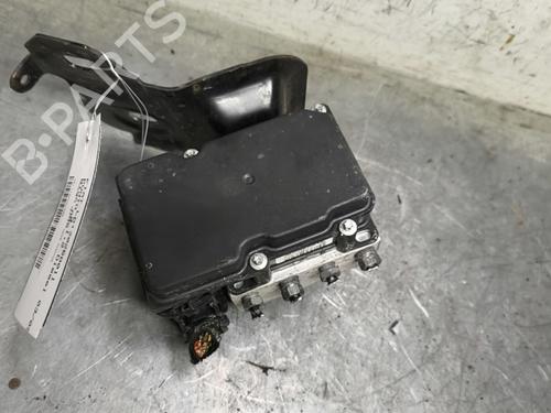 Used ABS pump ABS pump FIAT PUNTO (199_) 1.3 D Multijet (75 hp) 33870418 33870418
