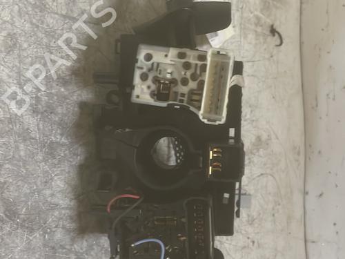 Used Steering column stalk RENAULT CLIO II (BB_, CB_) 1.2 (BB0A, BB0F, BB10, BB1K, BB28, BB2D, BB2H, CB0A,... (58 hp) 22233771