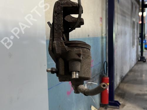 Used Right front brake caliper Right front brake caliper VW GOLF V (1K1) 1.9 TDI (105 hp) 28302582 28302582