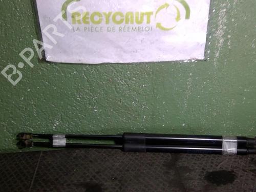 Used Tailgate lift support BMW 1 (F20) 116 d (116 hp) 21716530