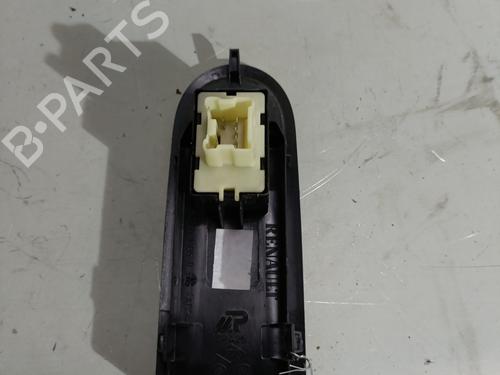 Used Right front window switch Right front window switch DACIA DUSTER (HS_) 1.5 dCi (109 hp) 26156143 26156143