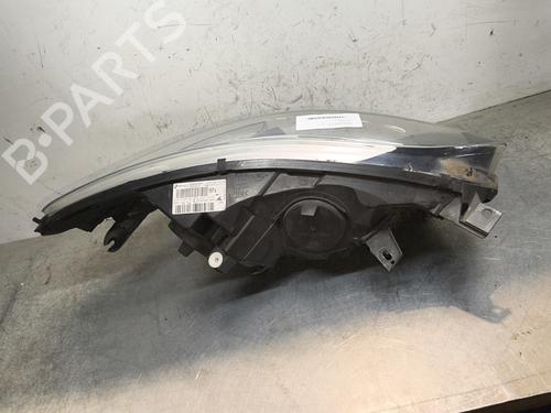 Lyskaster høyre RENAULT CAPTUR I (J5_, H5_) 1.2 TCe 120 (118 hp) 32997428