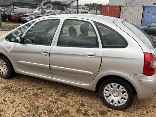 Left headlight CITROËN XSARA PICASSO (N68) 1.6 HDi | BP21721724C28 