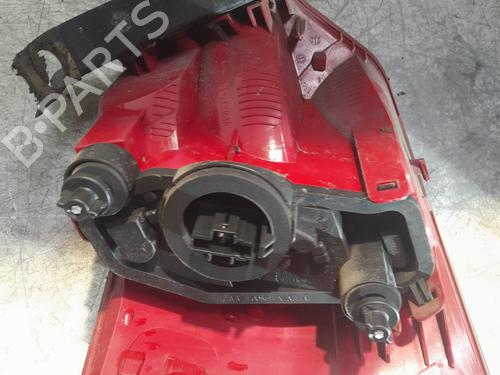 Used Right taillight Right taillight CITROËN C5 III (RD_) 2.0 HDi 140 (RDRHF8, RDRHFA, RDRHA8, RDRHAJ) (140 hp) 22518468 22518468
