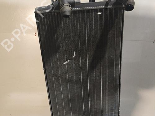 water-radiator-audi-a3-8p1-2003-2004-2005-2006-2007-2008-2009-2010-2011-2012-2013-35899669 main image