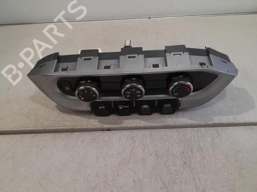 Used Climate control KIA RIO III (UB) 1.1 CRDi (75 hp) 21722033