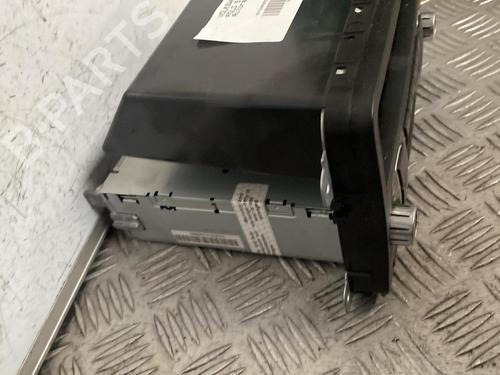 Used Radio Radio 21697835 21697835