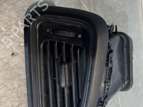 Used Air vent RENAULT KADJAR (HA_, HL_) 1.5 BLUE dCi 115 (HLA6) (116 hp) 21700212