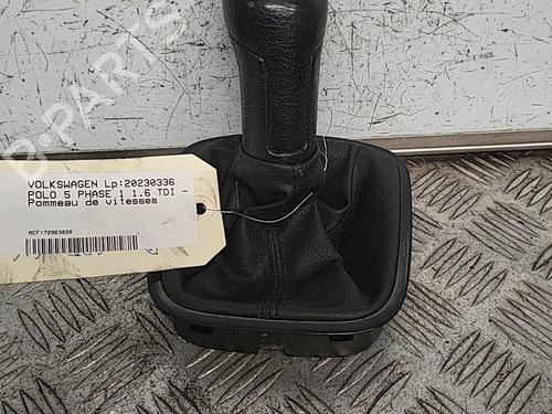 Used Gear lever VW POLO V (6R1, 6C1) 1.6 TDI (75 hp) 28354359