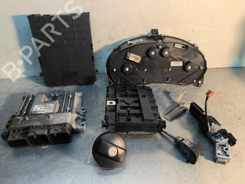 Electronic module CITROËN JUMPY II Van 2.0 HDi 120 | BP29733522M83