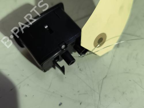 Used Right front window switch Right front window switch MERCEDES-BENZ B-CLASS Sports Tourer (W245) B 200 CDI (245.208) (140 hp) 24181367 24181367