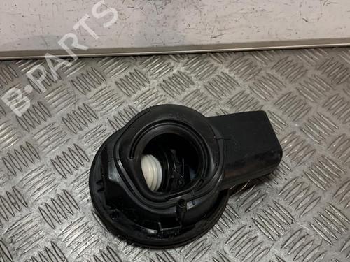 fuel-flap-kia-pro-ceed-ed-16-crdi-115-695101h300-2008-2009-2010-2011-2012-2013-21706547 main image