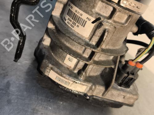 Used Steering pump Steering pump CITROËN C4 Picasso I MPV (UD_) 1.6 HDi (109 hp) 30552394 30552394