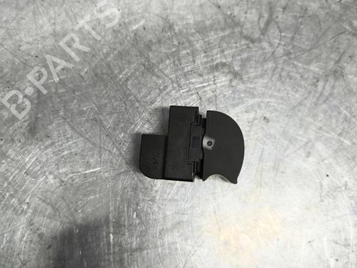 Used Right front window switch Right front window switch AUDI A3 (8P1) 2.0 TDI 16V (140 hp) 32993995 32993995