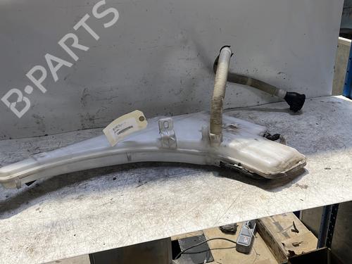 Used Windscreen washer tank BMW 1 (E81) 118 i (143 hp) 22893592