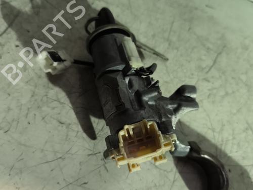 ignition-barrel-toyota-rav-4-ii-_a2_-2000-2001-2002-2003-2004-2005-24538484 main image