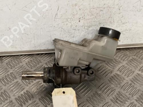 Used Brake master cylinder TOYOTA CELICA Coupe (_T23_) 1.8 16V TS (ZZT231_, ZZT231R) (192 hp) 21695228