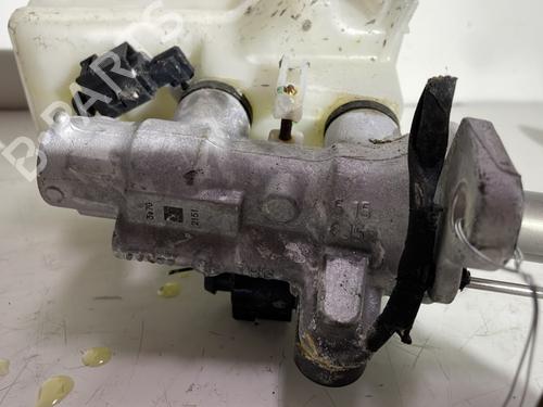 Brake master cylinder VW POLO VI (AW1, BZ1, AE1) 1.0 TSI | BP23822526M77 - Image 2