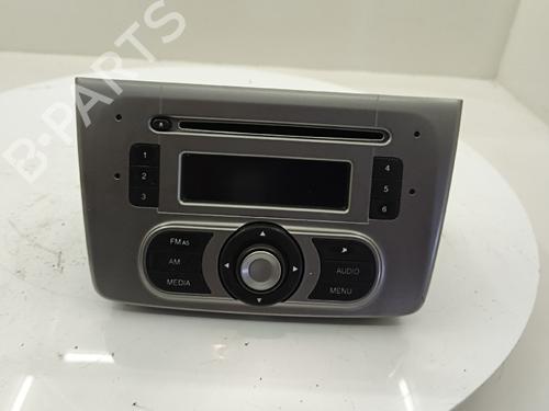 Used Radio Radio ALFA ROMEO MITO (955_) 1.3 MultiJet (955AXP1A, 955AYC1A) (95 hp) 36108507 36108507