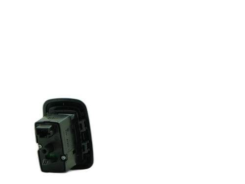 Mando elevalunas trasera derecho Mando elevalunas trasera derecho MERCEDES-BENZ B-CLASS Sports Tourer (W245) B 180 CDI (245.207) (109 hp) 37502606 37502606