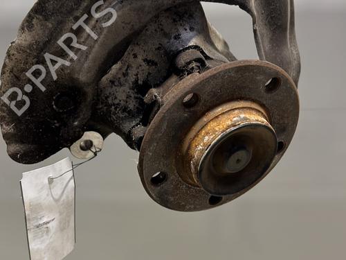 Used Left front steering knuckle BMW 1 (F20) 116 i (136 hp) 21720490