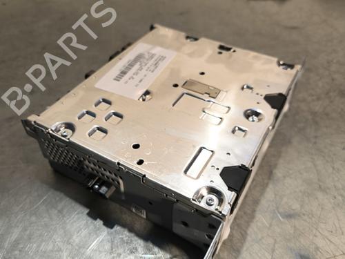 Used Radio Radio RENAULT CLIO V (B7_) 1.0 TCe 90 (B7MT) (91 hp) 33555865 33555865