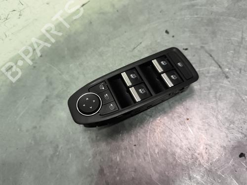 left-front-window-switch-renault-clio-v-b7_-2019-31972394 main image