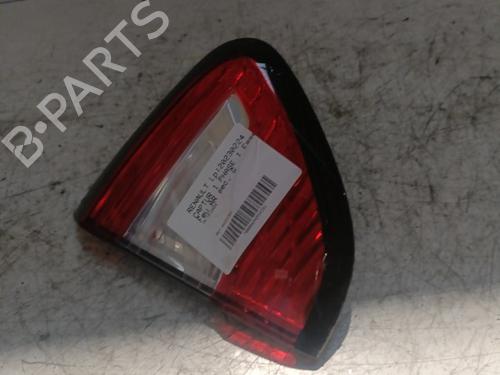 Heckleuchte links hinten für RENAULT CAPTUR I (J5_, H5_) 0.9 TCe 90 (90 hp) 21709464